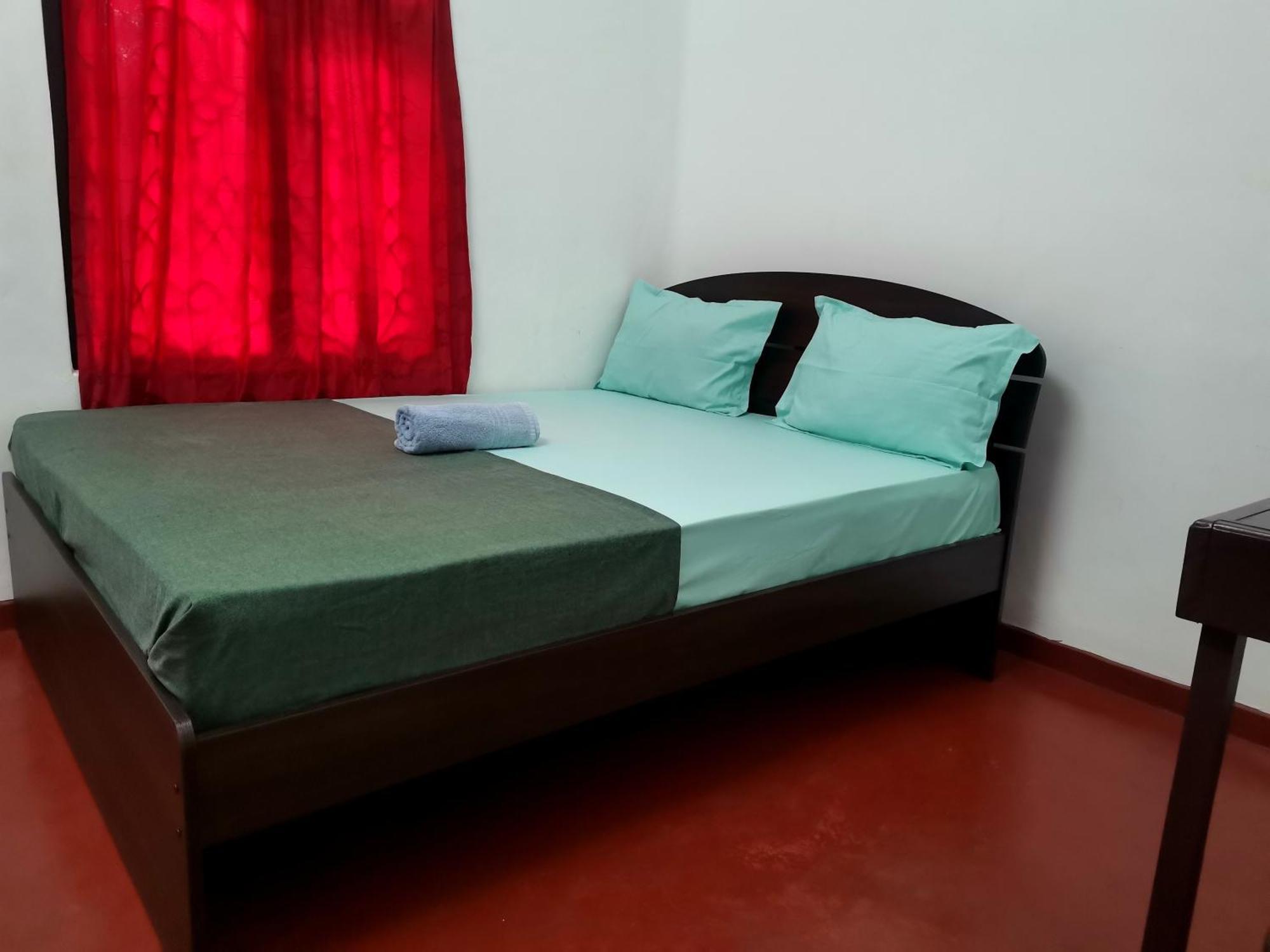 Nallur Holidays Inn Jaffna Room photo